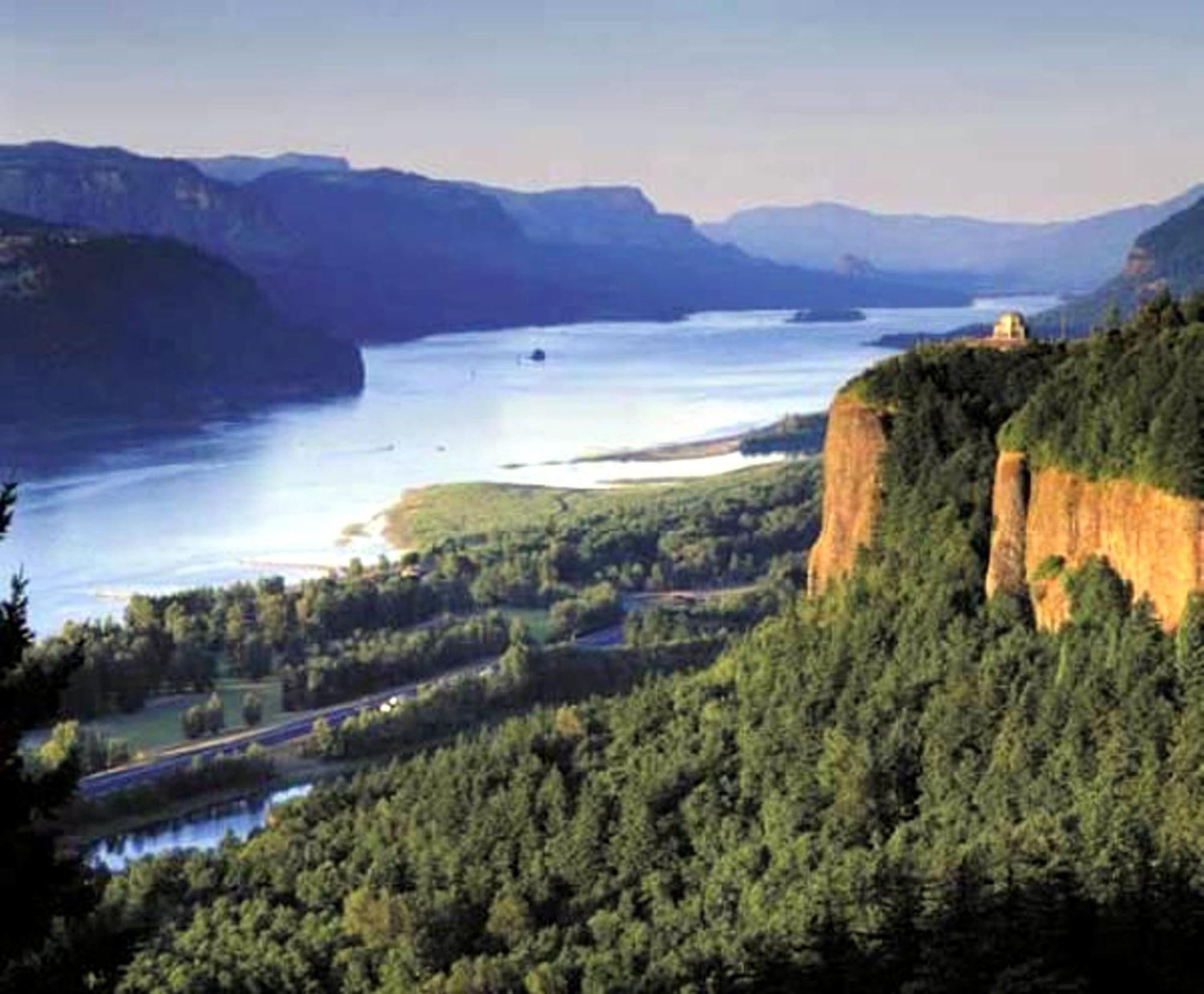 Holiday Inn Express Portland East - Columbia Gorge By Ihg Troutdale Bagian luar foto